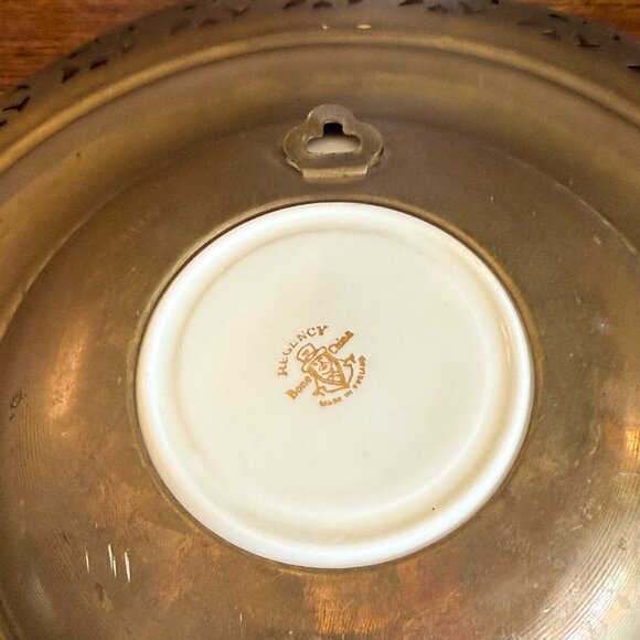 Vintage pair of Regency Bone China/Brass wall plates made in England - Picture 15 of 15